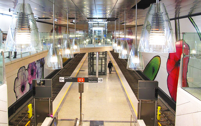 Lines and Stations U3